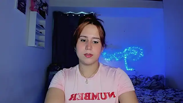 Sofiababyy online show from July 17, 6:11 pm