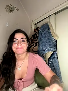 ValayaNoire online show from December 14, 11:27 am