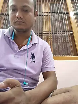 Bade-couple online show from November 15, 8:32 pm