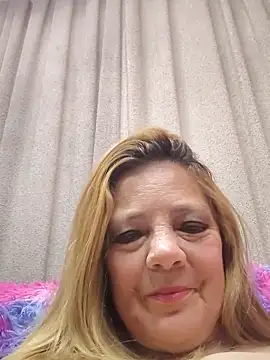 karlaanqui1 online show from June 8, 11:22 am
