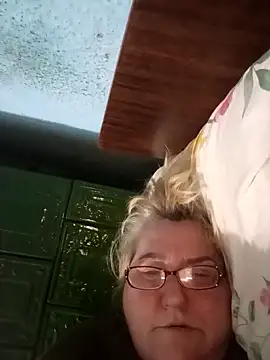 MilaTamila456 online show from November 24, 10:34 pm