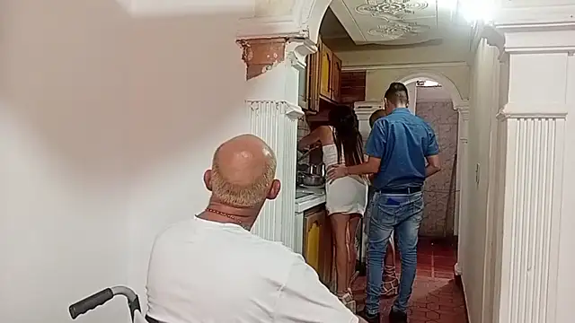 algsun online show from November 9, 4:47 pm