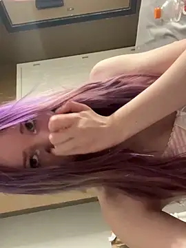 Kayluvs88 online show from May 10, 11:18 pm
