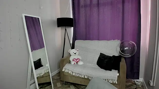 Annie Way online show from March 16, 5:44 am