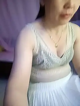 Feeling-hot online show from July 16, 4:44 pm