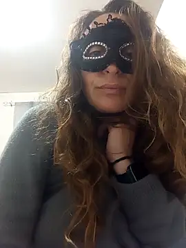 Giorgia13 online show from November 29, 8:35 pm