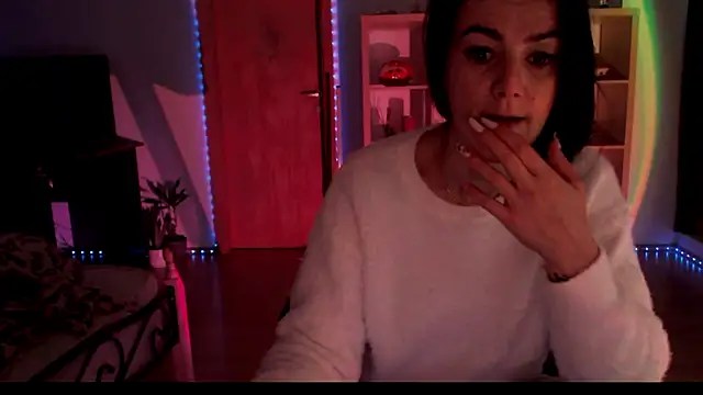 MissyDior8 online show from December 15, 6:18 am