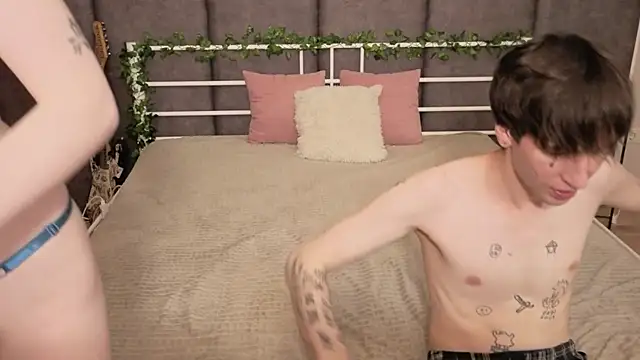 Danny loves Mary online show from June 21, 4:16 am