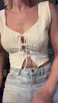 HOTLadyluna online show from July 31, 6:53 pm