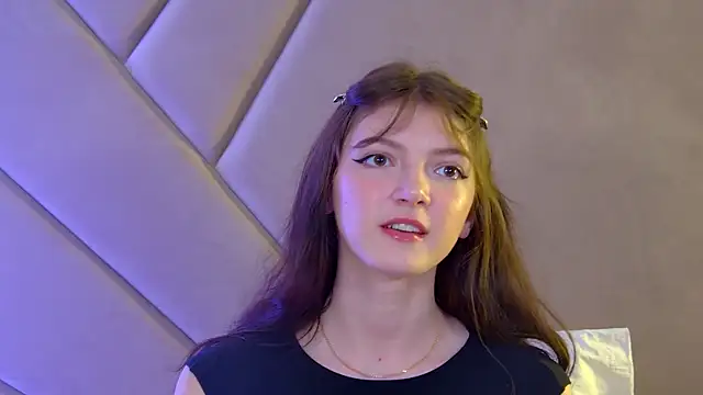 SophiaProve online show from May 4, 4:44 pm