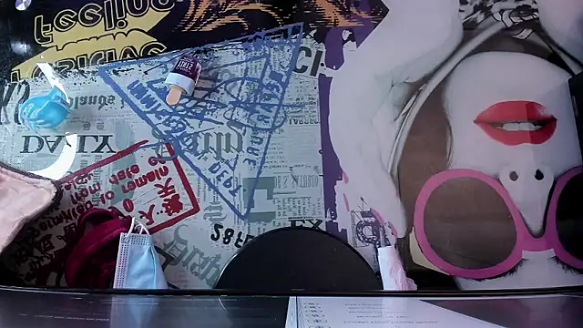 Alisson Evans   online show from January 10, 7:40 pm