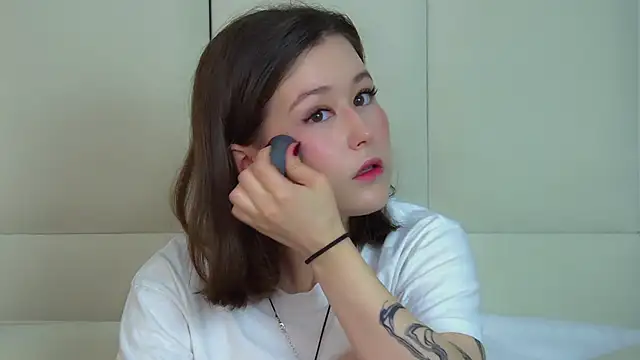 MiaJoys online show from November 25, 6:53 pm