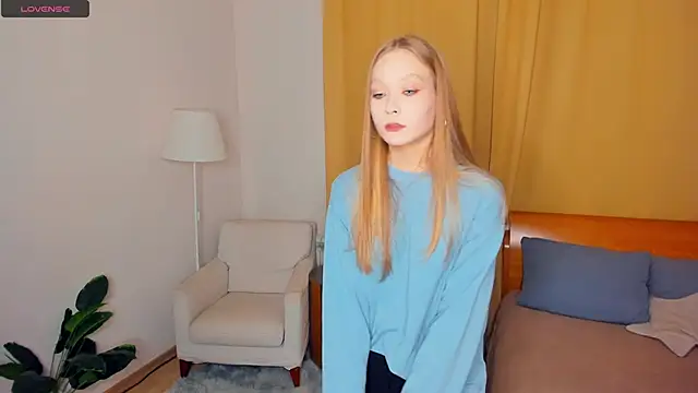 AdalineSheetz online show from November 18, 7:15 pm