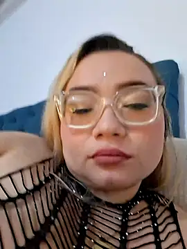 Amber bunnyx01 online show from March 4, 1:56 am