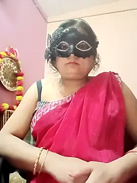 meera hotty online show from November 15, 10:27 am