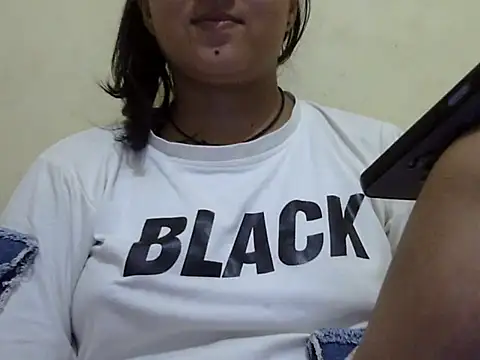 Anika Singh online show from June 9, 5:12 pm