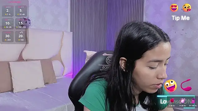 Joselyn tay online show from June 24, 12:59 pm