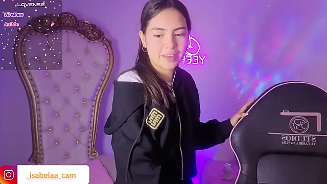 ISABELA TAY online show from July 14, 11:59 am