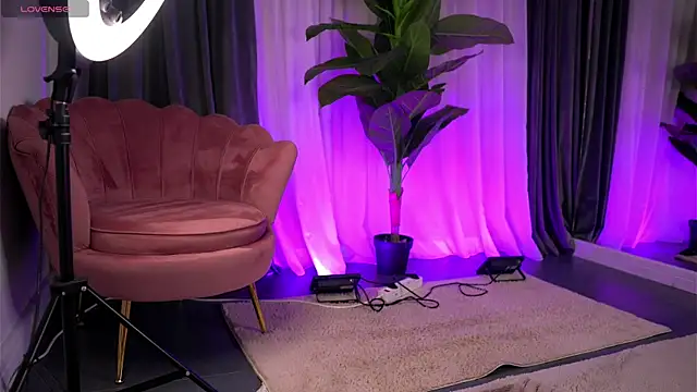 WendyyLuv online show from July 17, 9:18 pm