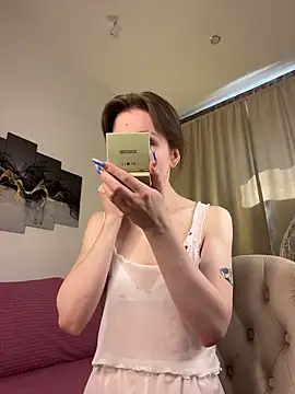Shy Vivi online show from June 14, 1:22 pm