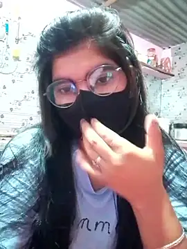 isha sharma2002 online show from December 3, 3:25 pm