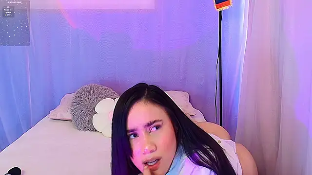 lizzy kane online show from July 10, 8:31 pm