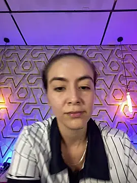 MelanyyJhonson15 online show from July 27, 8:28 pm