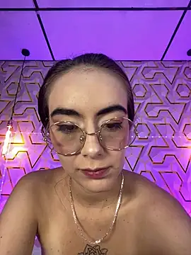 MelanyyJhonson15 online show from June 20, 9:29 pm