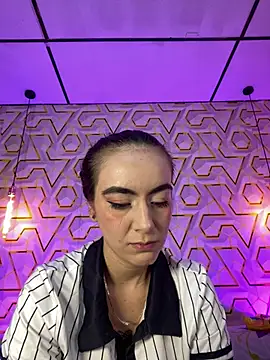 MelanyyJhonson15 online show from July 4, 10:27 pm