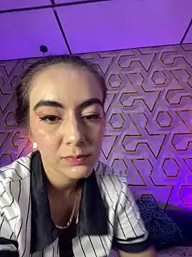 MelanyyJhonson15 online show from July 19, 2:03 am