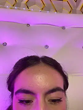 MelanyyJhonson15 online show from June 14, 2:24 am