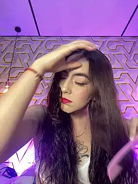 MelanyyJhonson15 online show from July 11, 10:10 pm