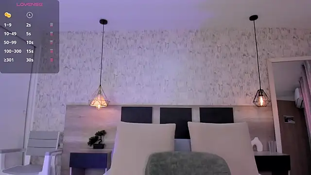 Sasha Wolff online show from July 4, 2:02 pm