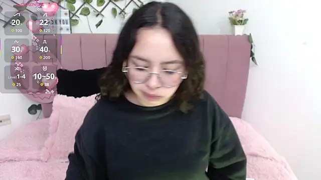 amaris ferrer online show from December 22, 1:47 pm