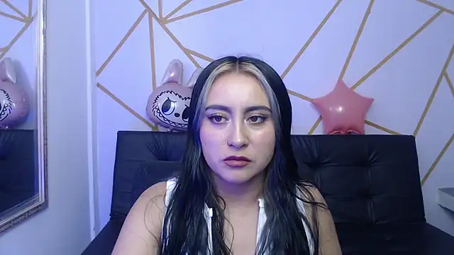 amaris ferrer online show from April 28, 4:05 am