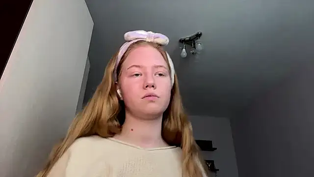 FerminaDepaula online show from November 24, 9:44 am