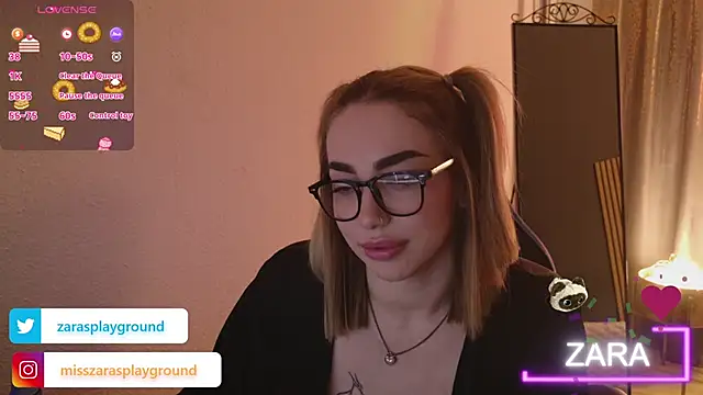 ZarasPlayground online show from April 28, 7:29 pm