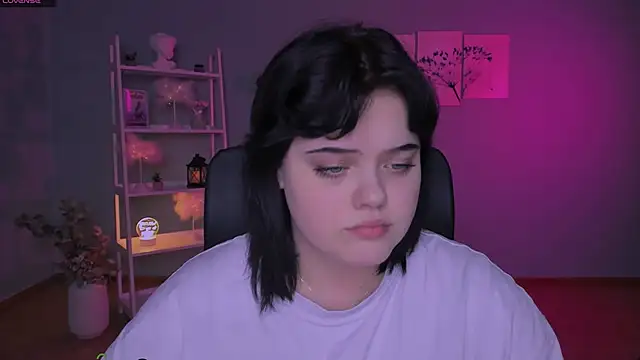 lika pop online show from March 15, 8:00 pm