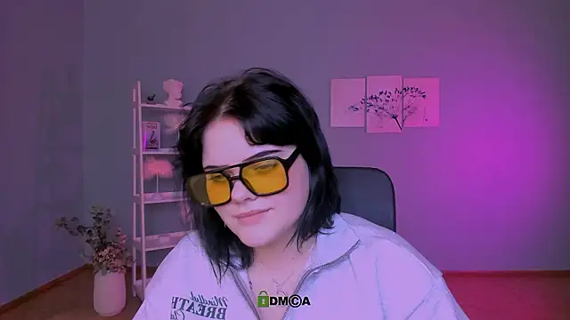 lika pop online show from March 18, 9:36 am