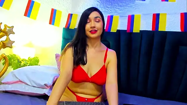 VictoriaRouge  online show from July 7, 12:02 am