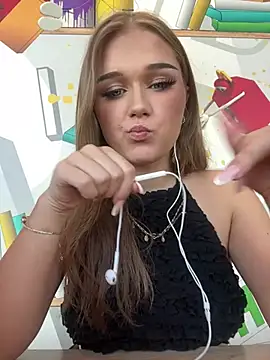 Hannah-2007 online show from July 9, 3:36 pm
