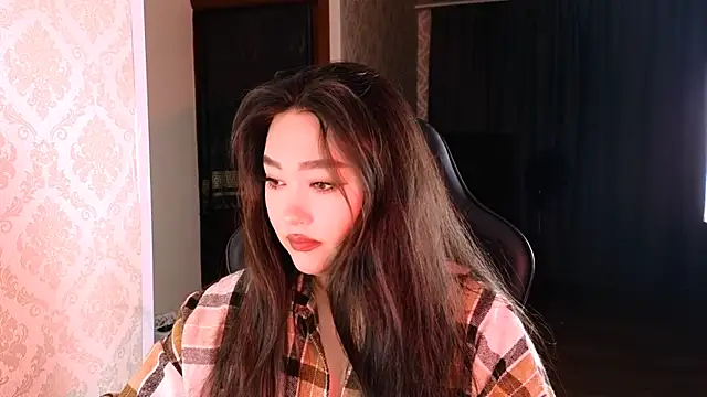 Emma Uilson online show from December 1, 1:31 am