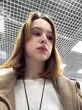 hani obsessed online show from March 3, 2:01 pm