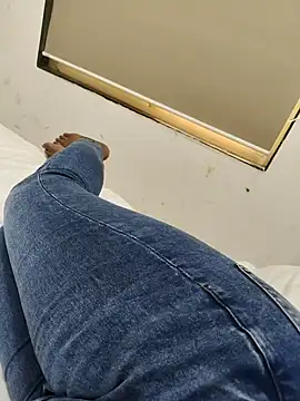 priya2505 online show from November 25, 8:16 am