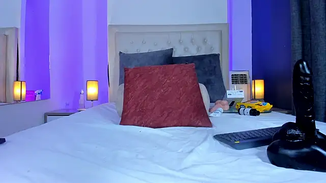 violeta santanna online show from January 15, 10:05 pm