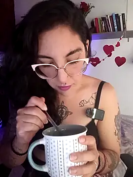 Melinerd online show from February 16, 5:13 pm