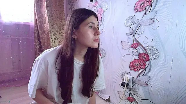 KristinaScott online show from November 29, 8:29 am