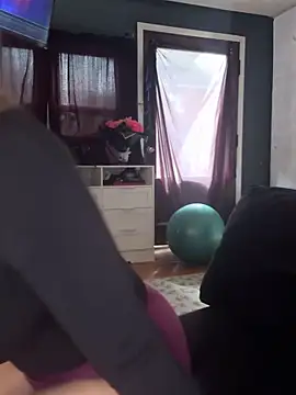 sofrancy online show from March 12, 7:16 pm