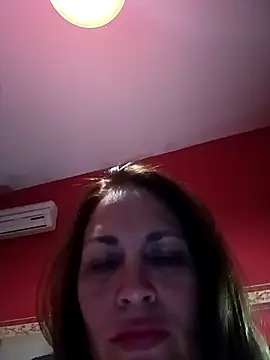 Tatitahot69 online show from May 4, 3:27 pm