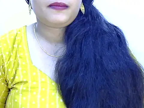 Muskan Jha online show from May 14, 11:05 am